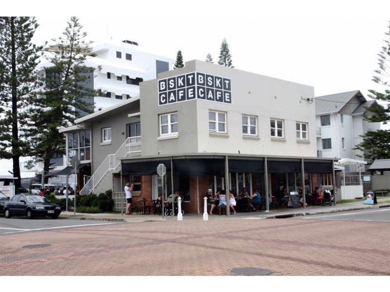 1 Great Hall Drive, Miami QLD 4220