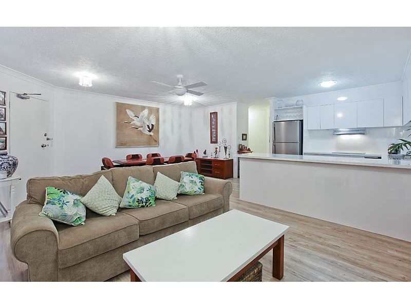 42 Beach Parade, Surfers Paradise QLD 4217