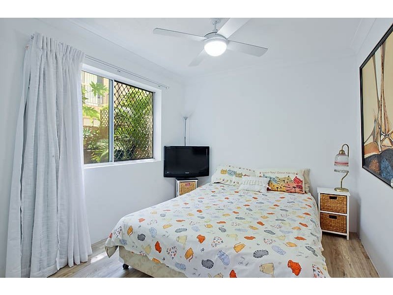 42 Beach Parade, Surfers Paradise QLD 4217