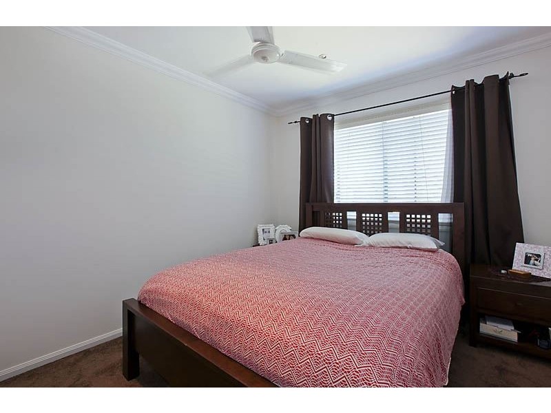 20 Fairway Drive, Clear Island Waters QLD 4226