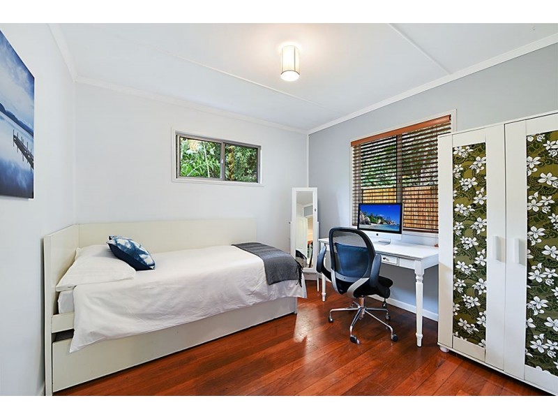 28A Harris Street, Labrador QLD 4215