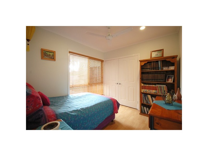 32 Conifer Crescent, Broadbeach Waters QLD 4218