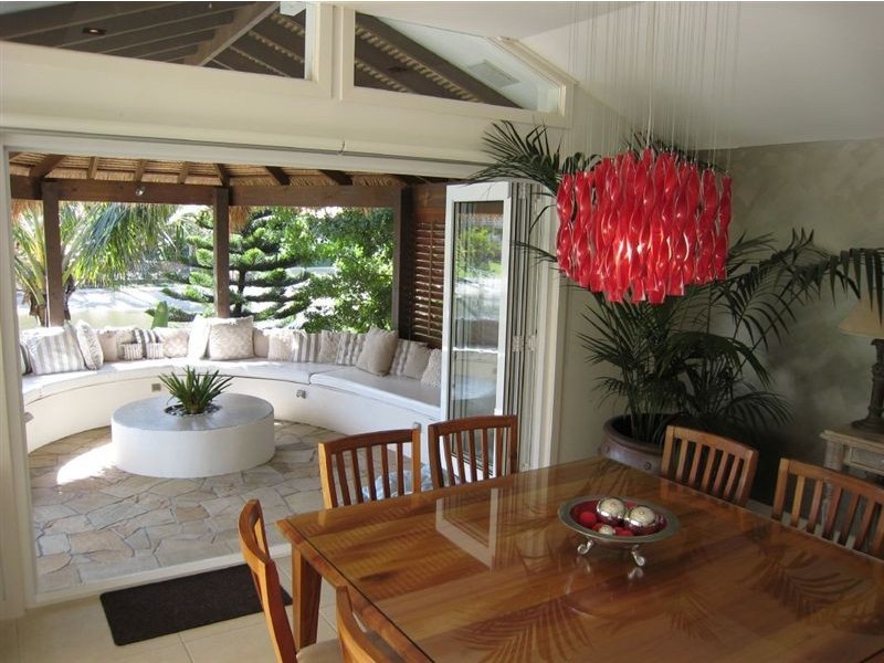 3 Drayton Terrace, Mermaid Waters QLD 4218