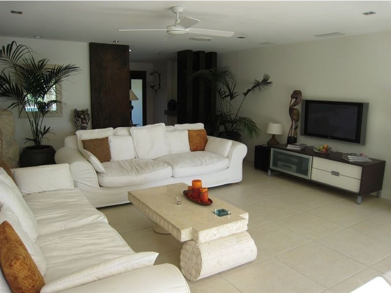 3 Drayton Terrace, Mermaid Waters QLD 4218