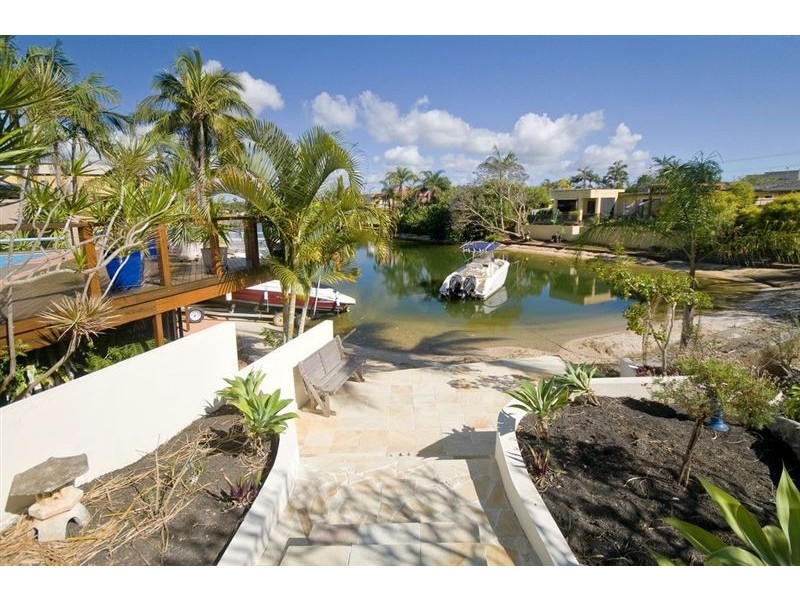 3 Rio Vista Boulevard, Broadbeach Waters QLD 4218