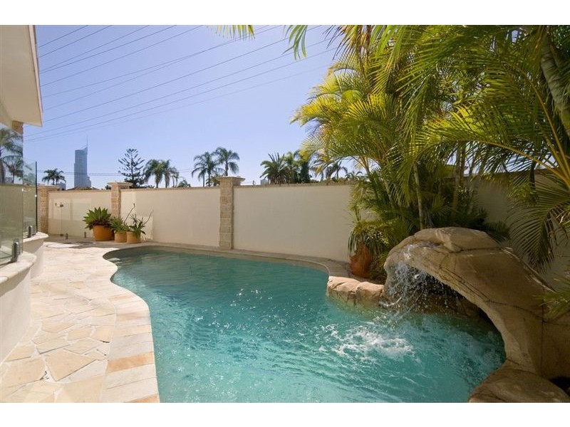 3 Rio Vista Boulevard, Broadbeach Waters QLD 4218