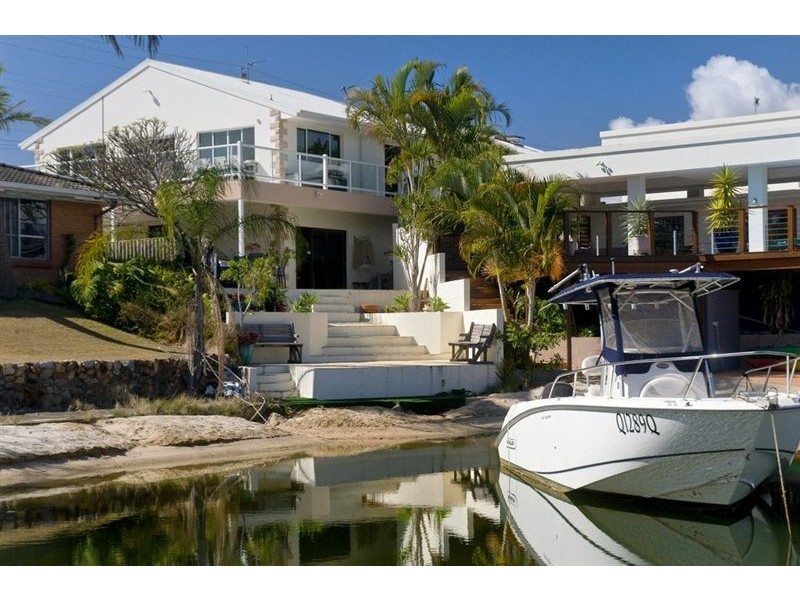 3 Rio Vista Boulevard, Broadbeach Waters QLD 4218