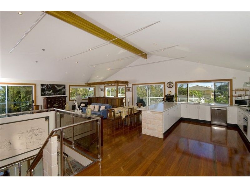 3 Rio Vista Boulevard, Broadbeach Waters QLD 4218