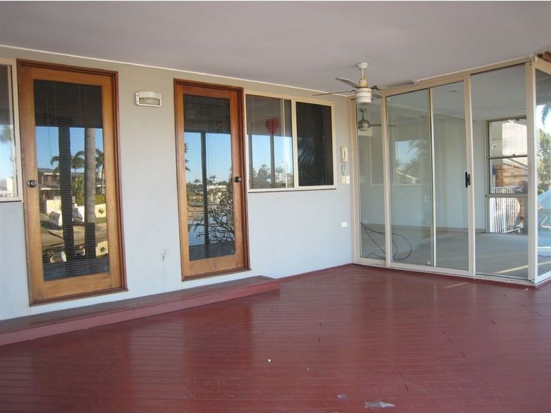 341 Monaco Street, Broadbeach Waters QLD 4218