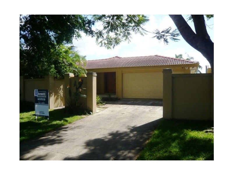 36 River Crescent, Broadbeach Waters QLD 4218