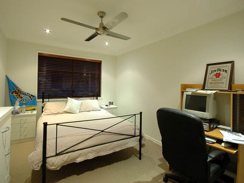 23 Rumrunner Street, Mermaid Waters QLD 4218