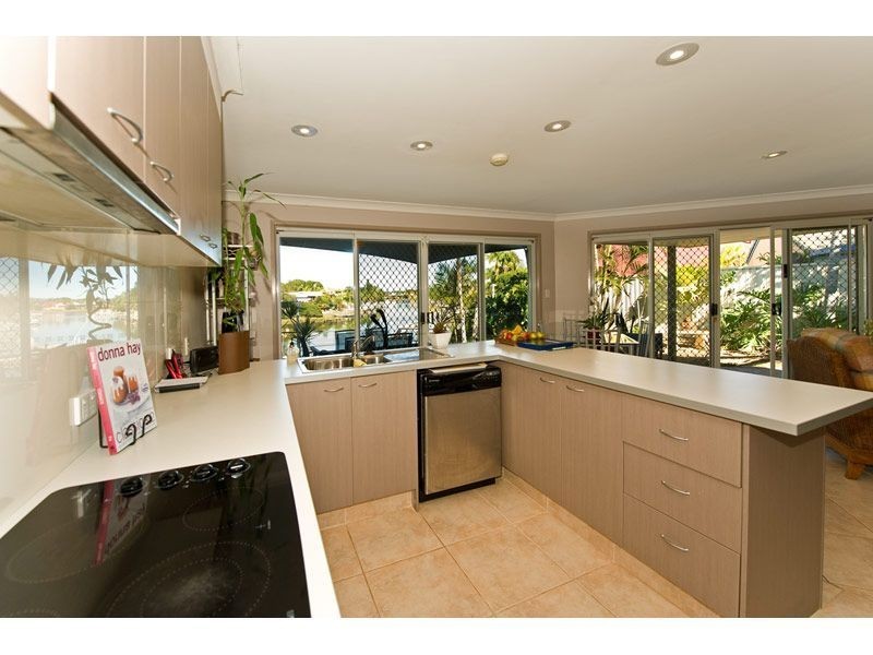 7 Carrara Road, ‘Riverpark’, Carrara QLD 4211