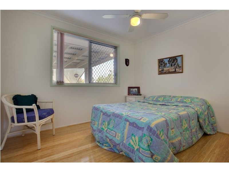 98 Waitomo Street, Broadbeach Waters QLD 4218