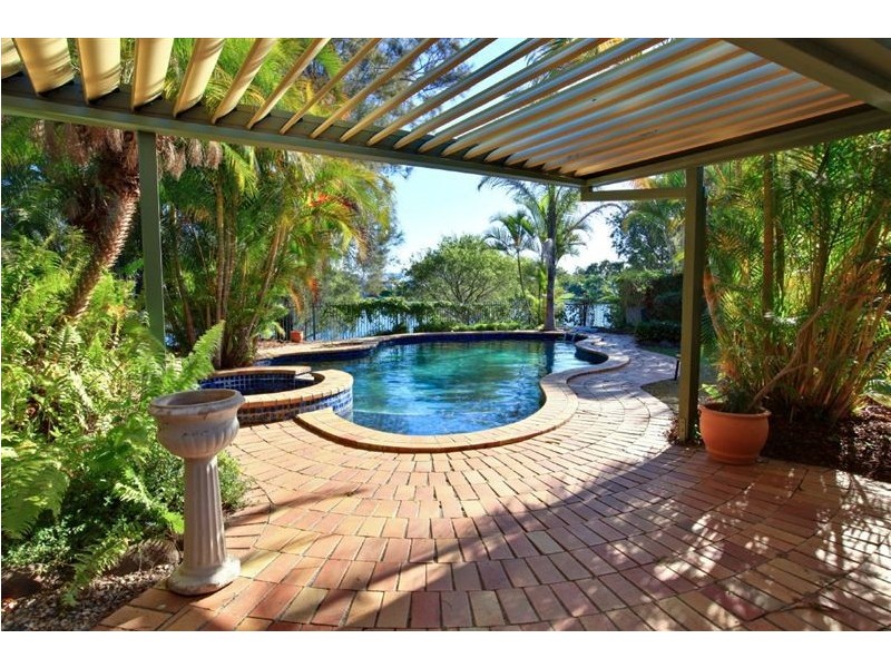 11 Keppel Court, Mermaid Waters QLD 4218