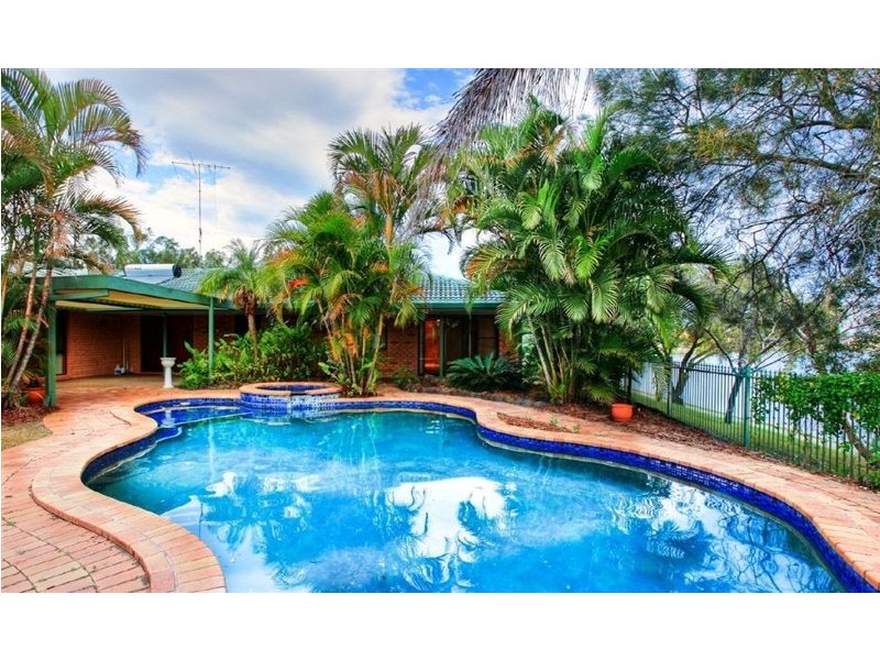 11 Keppel Court, Mermaid Waters QLD 4218