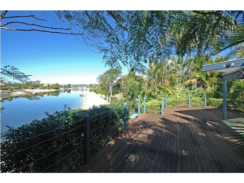 1 Rudd Street, Broadbeach Waters QLD 4218