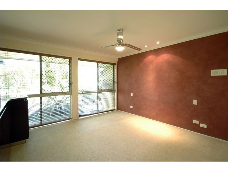 1 Rudd Street, Broadbeach Waters QLD 4218