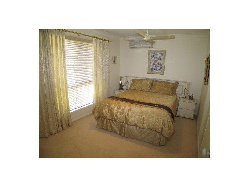 78 Waitomo Street, Broadbeach Waters QLD 4218