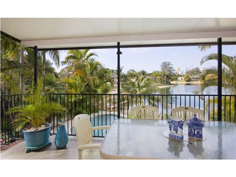 140 Rio Vista Blvd, Broadbeach Waters QLD 4218