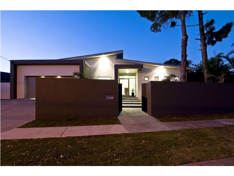 73 Rudd Court, Broadbeach Waters QLD 4218