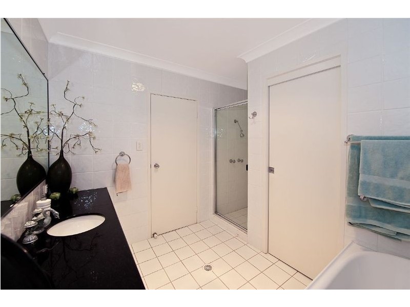 19 Witt Avenue, Riverpark, Carrara QLD 4211