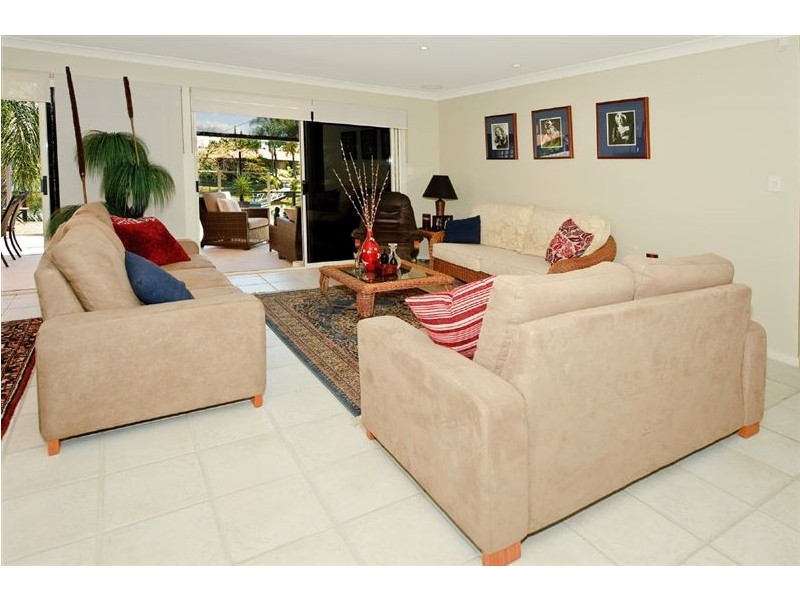 19 Witt Avenue, Riverpark, Carrara QLD 4211