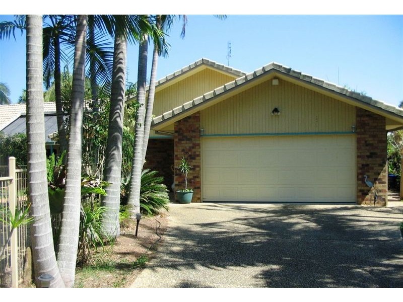 18 Carrum Court, Robina QLD 4226