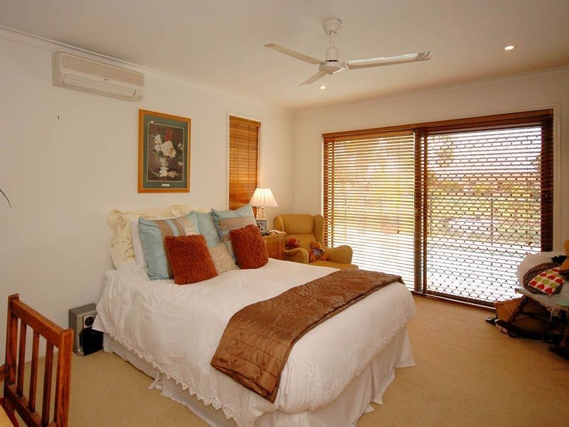 13A Garden Grove, Carrara QLD 4211