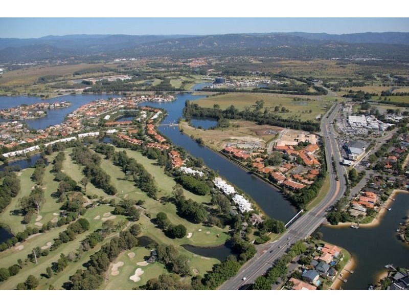 2 Cypress Drive, Broadbeach Waters QLD 4218