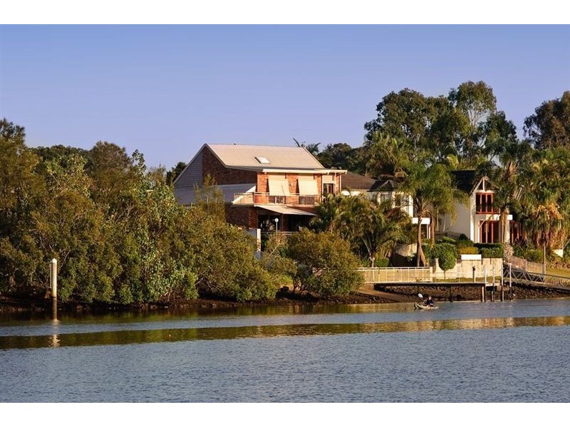 12 Fitzwilliam Street, Carrara QLD 4211