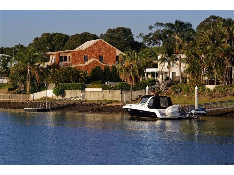 12 Fitzwilliam Street, Carrara QLD 4211