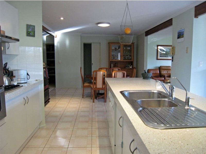 42 Merrimac Blvd, Broadbeach Waters QLD 4218