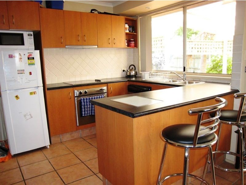 5 Rotorua Place, Clear Island Waters QLD 4226