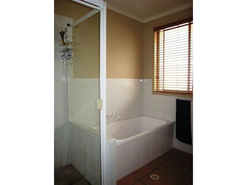 5 Rotorua Place, Clear Island Waters QLD 4226