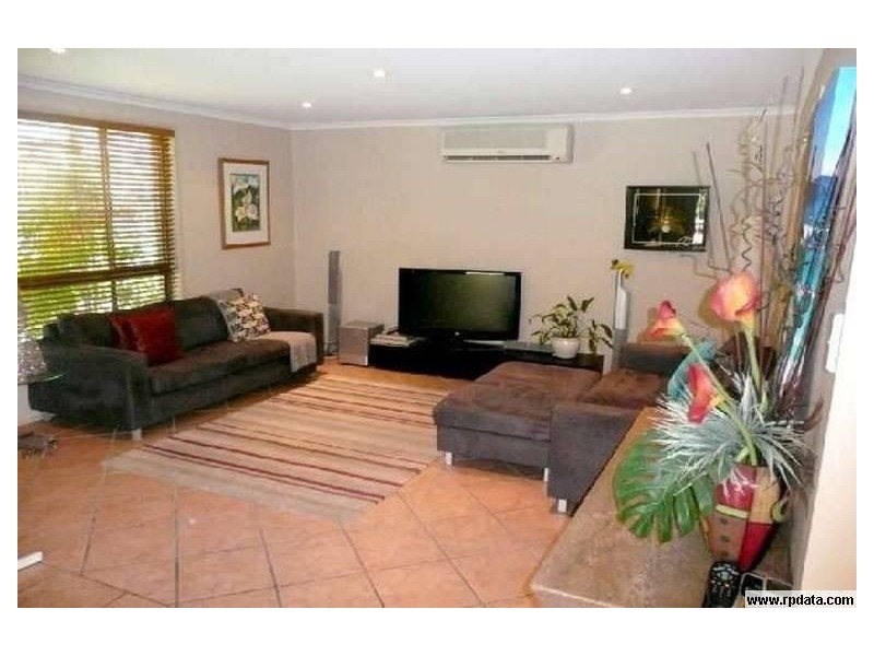 5 Rotorua Place, Clear Island Waters QLD 4226