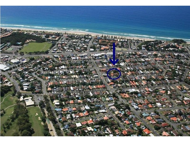 51 Chainey Avenue, Miami QLD 4220