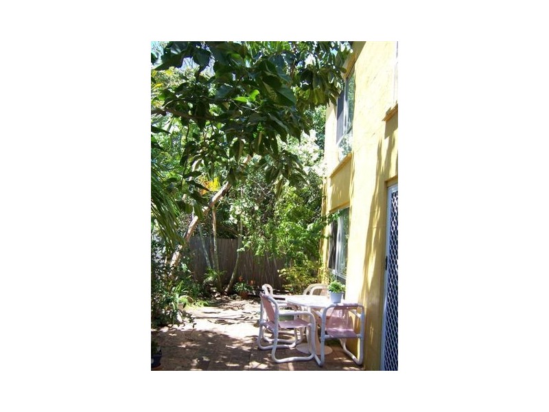 51 Chainey Avenue, Miami QLD 4220