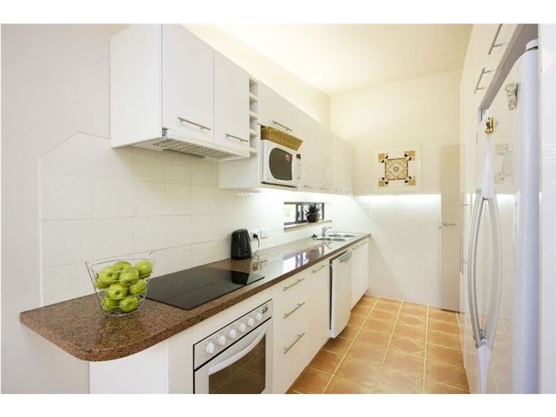 9/28 Rudd Street, Broadbeach Waters QLD 4218