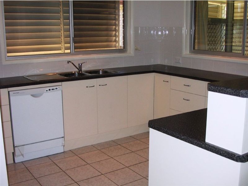 132 Monaco Street, Broadbeach Waters QLD 4218