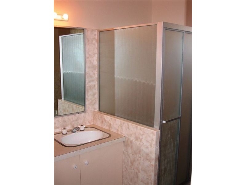 132 Monaco Street, Broadbeach Waters QLD 4218