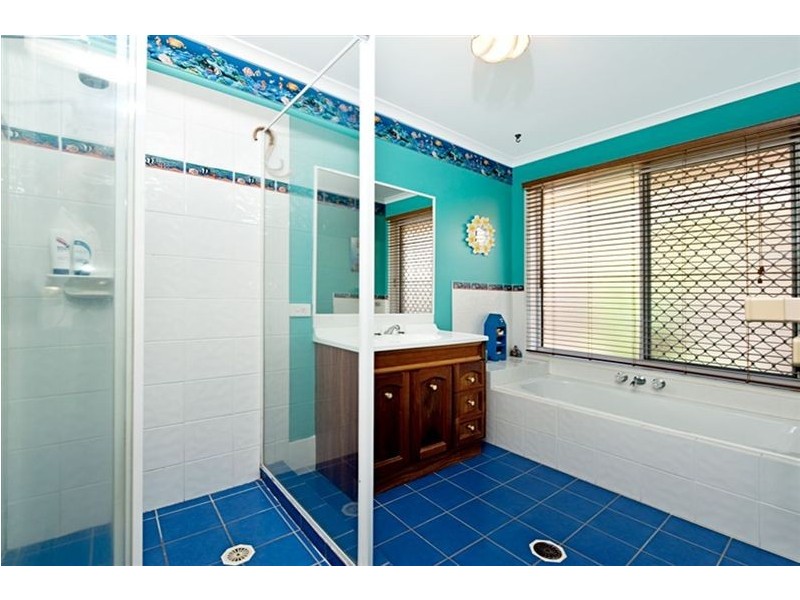 30 Merridown Drive, Merrimac QLD 4226