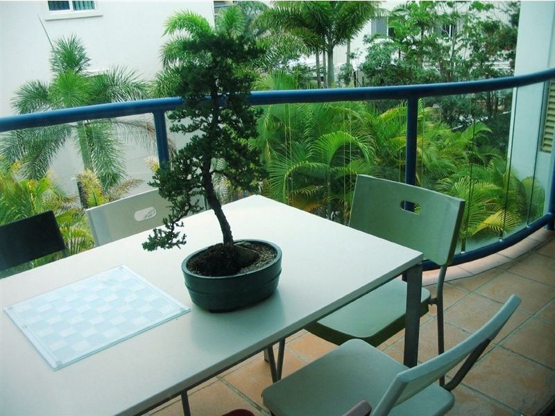 15/193 Surf Parade, Broadbeach QLD 4218