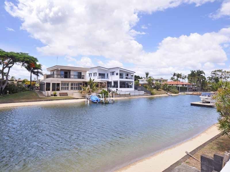 14 Palmetto Court, Broadbeach Waters QLD 4218