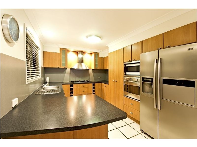 12 Buena Vista Court, Broadbeach Waters QLD 4218