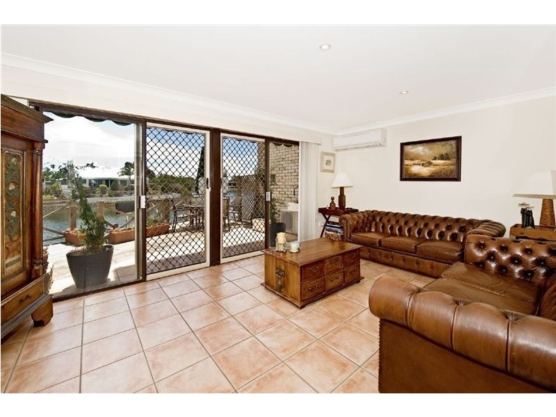 6/49-51 Hooker Boulevard, Broadbeach Waters QLD 4218