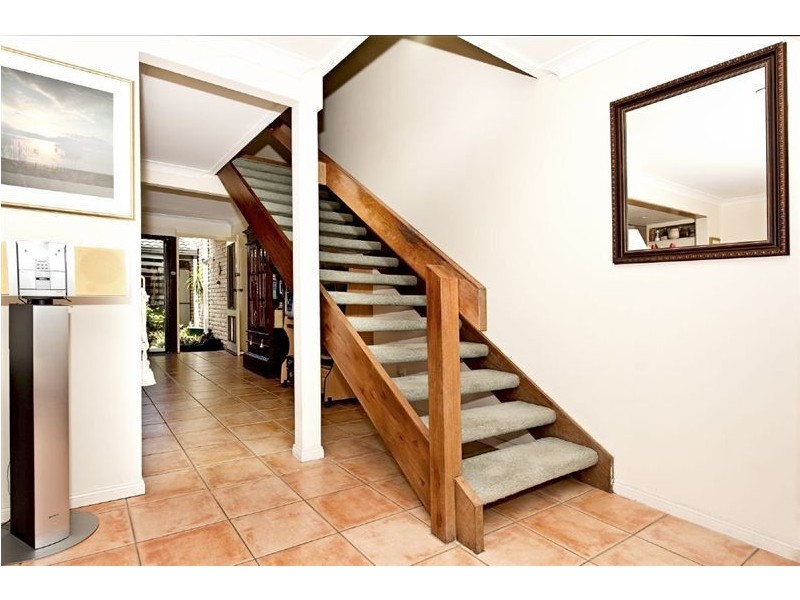 6/49-51 Hooker Boulevard, Broadbeach Waters QLD 4218