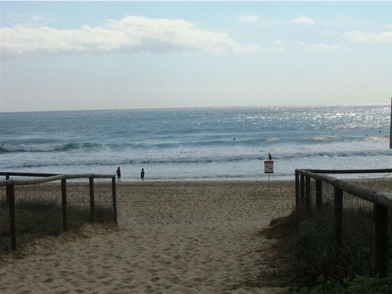 1/14 First Avenue, Broadbeach QLD 4218