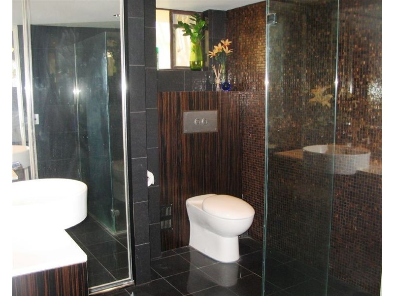 1/14 First Avenue, Broadbeach QLD 4218