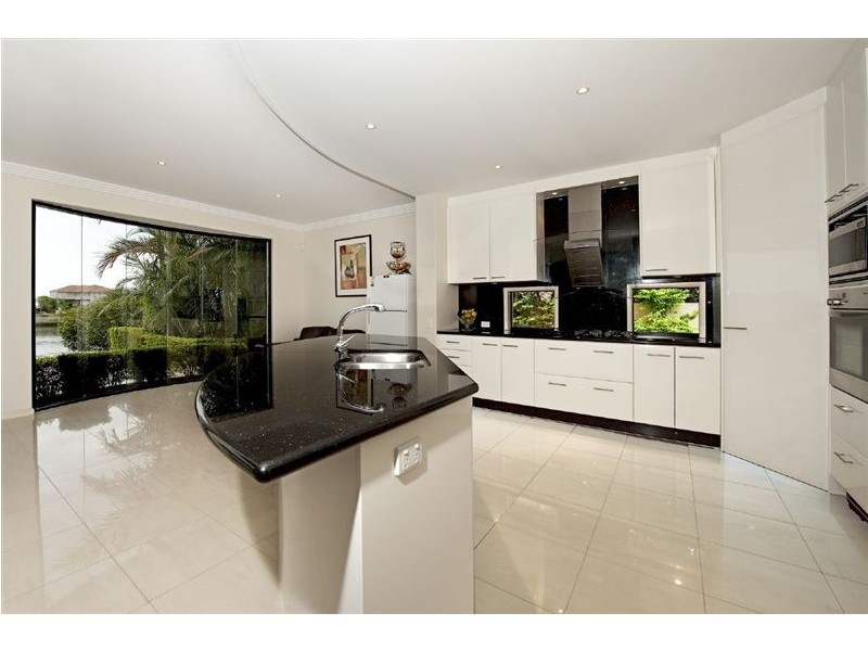 48 Fitzwilliam Street, Carrara QLD 4211