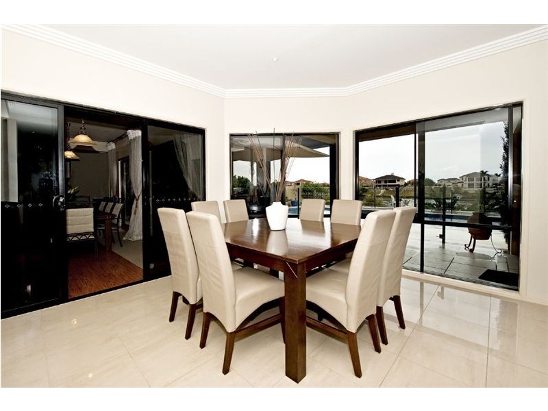 48 Fitzwilliam Street, Carrara QLD 4211